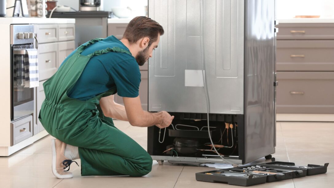 Emergency Fridge Repair Services in Dubai: What You Need to Know