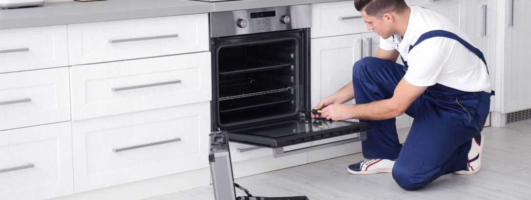 What to Look for in a Reliable Cooking Range Repair Service?