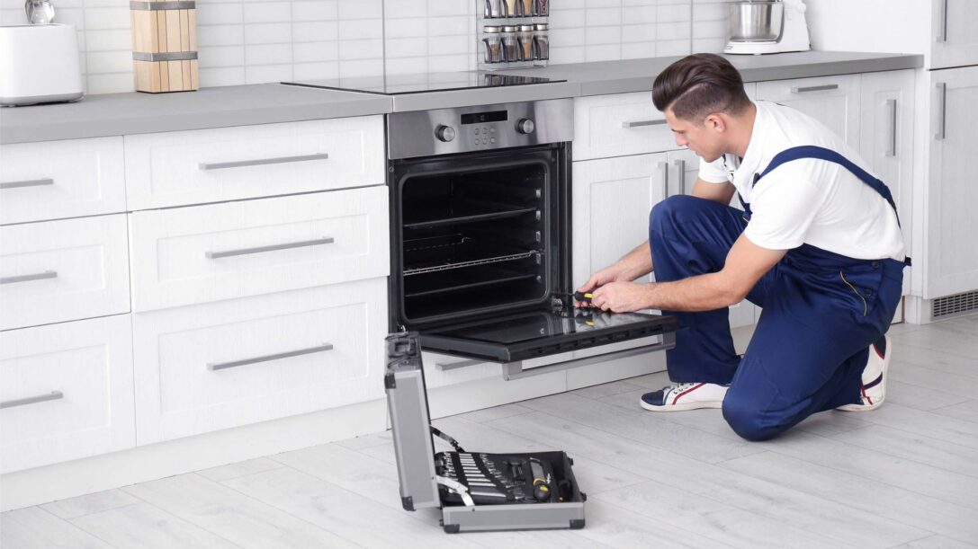 What to Look for in a Reliable Cooking Range Repair Service?